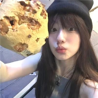 一人独钓一江秋